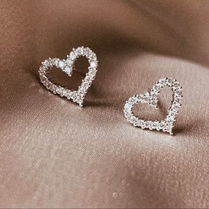 Crystal heart earrings